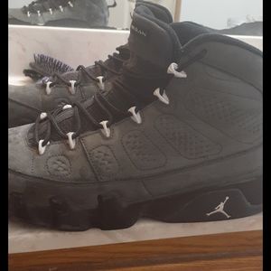 Jordan retros 9s size 13